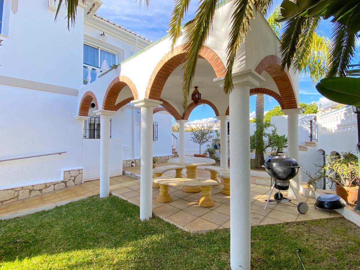Villa Sandra Al Fresco Apartment Nerja Ngoại thất bức ảnh