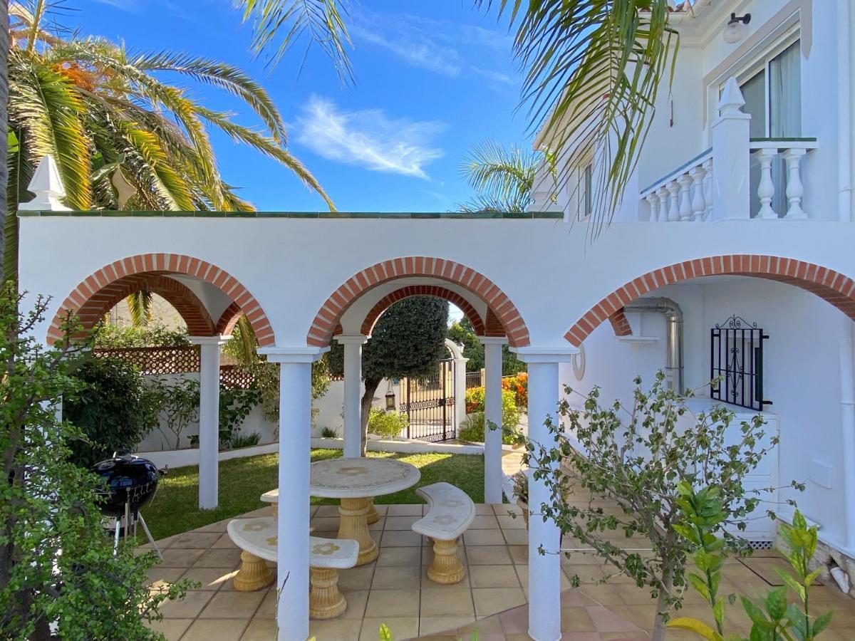 Villa Sandra Al Fresco Apartment Nerja Ngoại thất bức ảnh